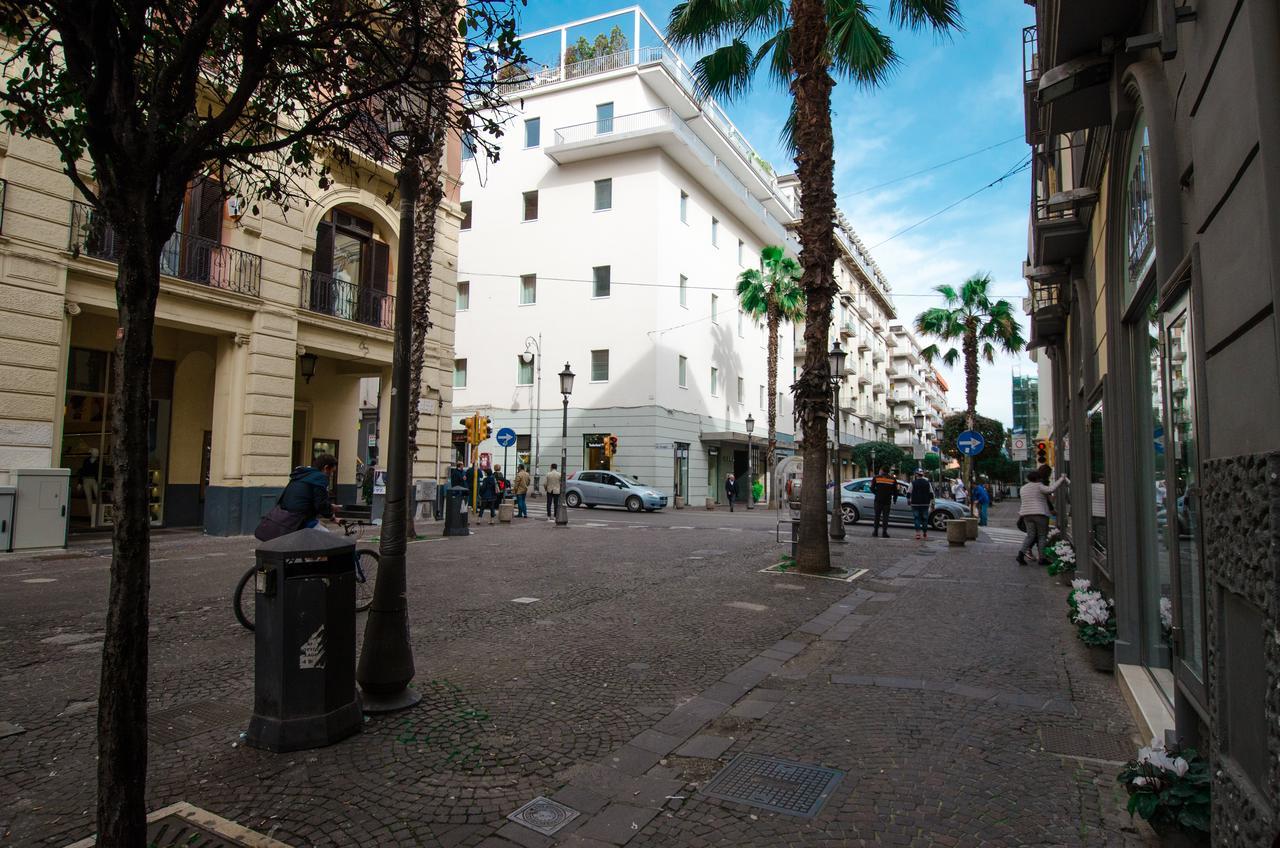 B&B L'Incrocio Salerno Exterior photo
